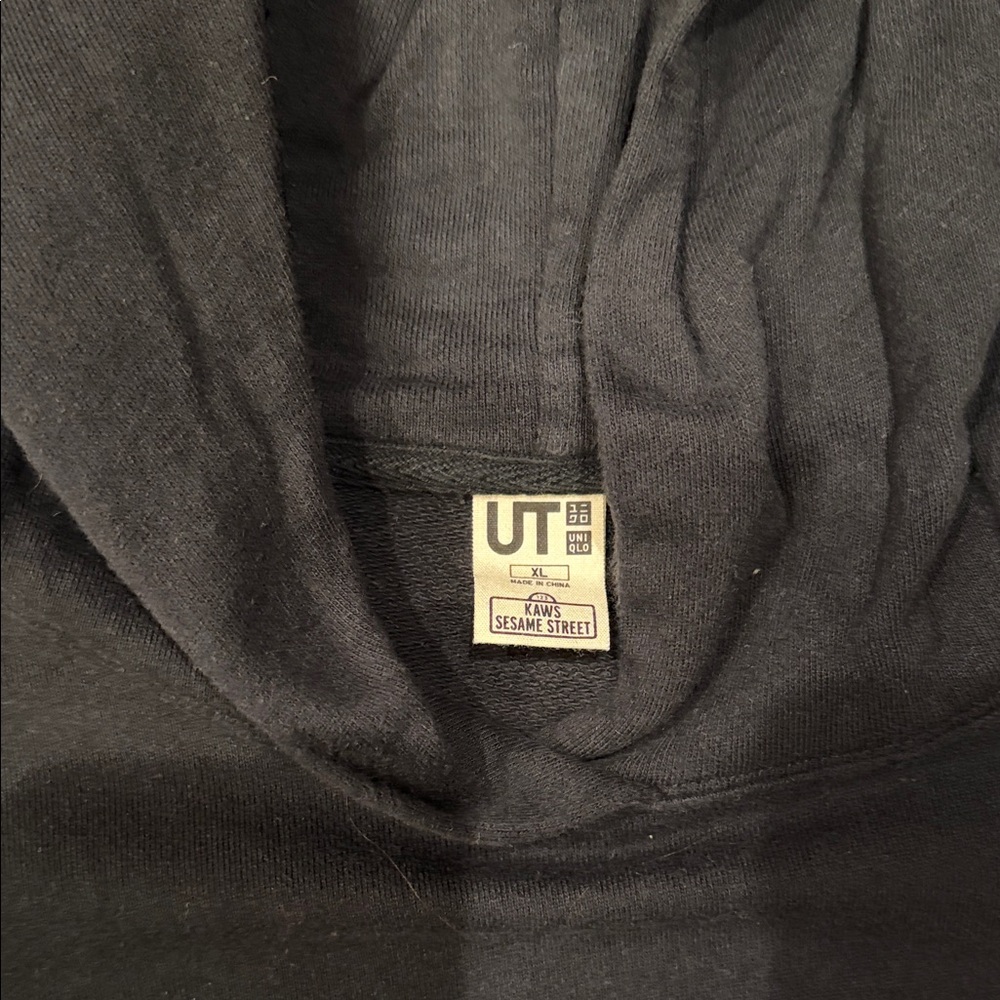 KAWS x Sesame Street x Uniqlo UT Black Graphic Hoodie - Size XL - Picture 5 of 8